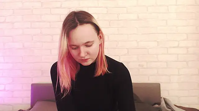 Ericha Stone online show from March 11, 8:07 am