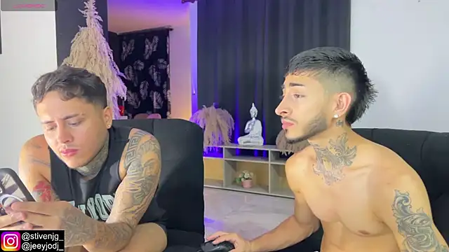 tattoguys cums online show from November 5, 3:34 am