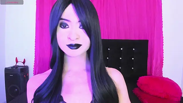 cutenaked 8 online show from August 4, 12:05 am