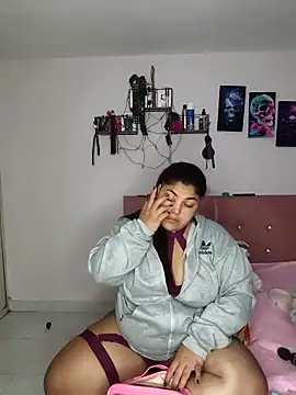 kendra lil evill online show from April 11, 10:08 am