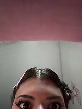 luluzinhax online show from April 9, 7:52 pm