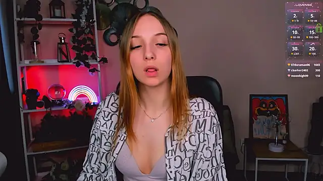 keylas moan online show from March 13, 3:24 pm