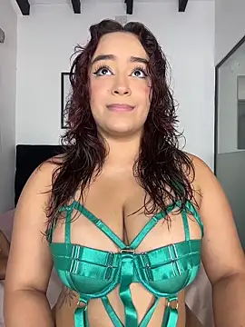 NaughtyNinnaXXX online show from March 5, 9:43 pm