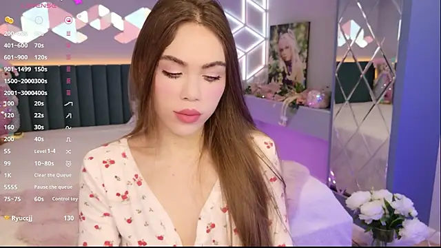 MimiFors online show from April 6, 7:26 pm