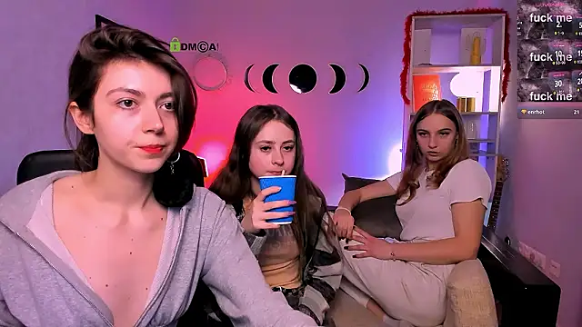 kitniss dreamy online show from February 3, 4:23 pm