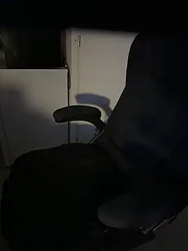 cleopatra-skye online show from April 26, 9:34 pm