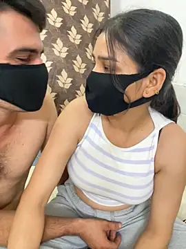 Sex Queen aaraya online show from June 13, 6:27 pm