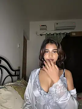 STRIP GLOW online show from July 26, 11:34 pm