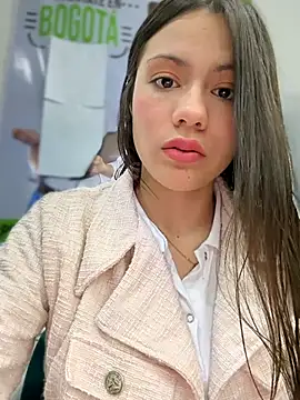 CHARLOTTE  05 online show from February 4, 12:19 pm