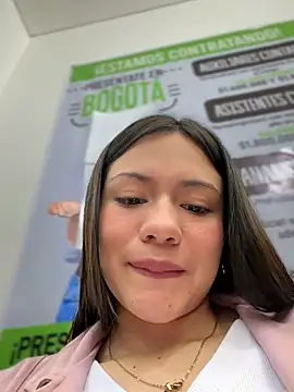 CHARLOTTE  05 online show from February 11, 12:28 pm