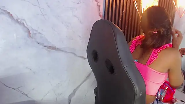 Penelopee Rouse online show from April 9, 7:08 pm