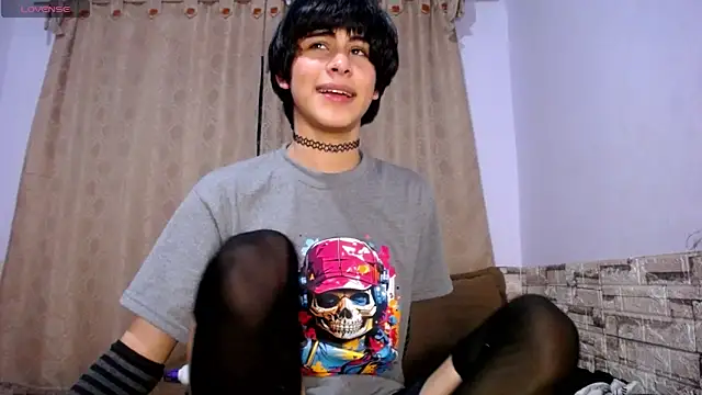 DaraKat18 online show from February 25, 11:47 pm