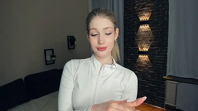 FrancisBivona online show from February 8, 8:12 pm