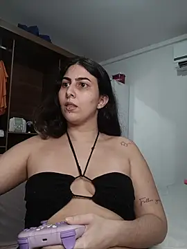 ApenasLys online show from December 18, 4:17 am