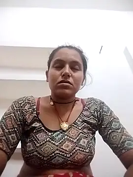 Sonam shinde online show from April 4, 7:13 pm