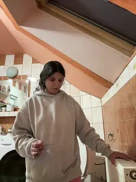 Brutecia2002 online show from March 26, 7:26 pm