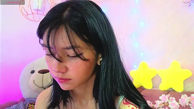 april bennett online show from April 16, 1:11 pm