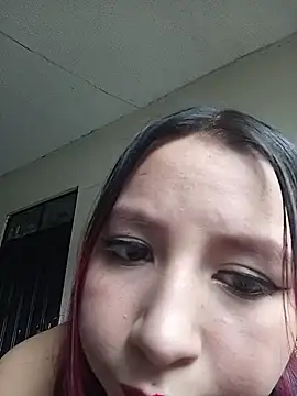 Mia2xsmith online show from April 5, 8:52 pm