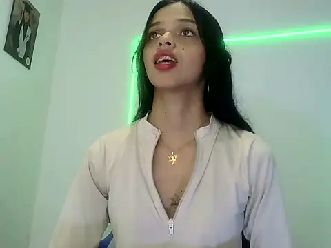 lucy babyy online show from September 29, 3:28 pm