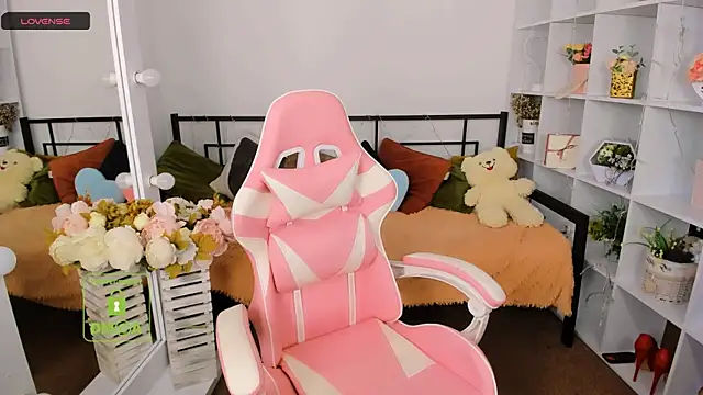 Elma Lily online show from February 27, 12:05 pm