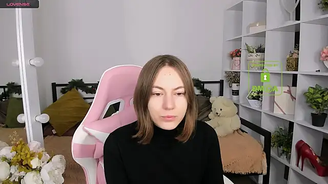 Elma Lily online show from December 21, 6:50 am