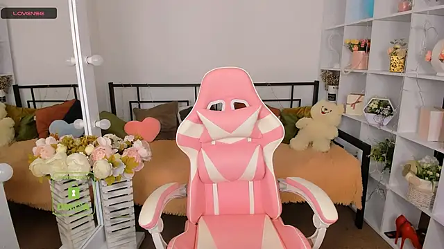 Elma Lily online show from February 26, 12:04 pm