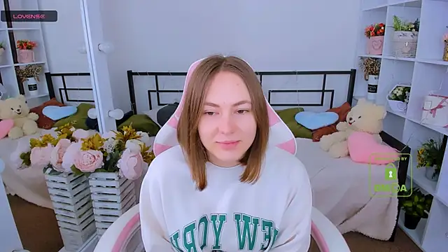 Elma Lily online show from February 5, 11:46 am