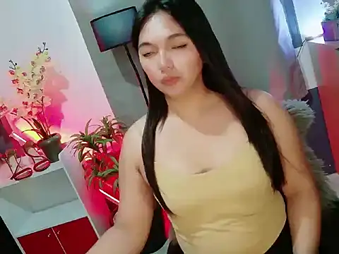 Nikki Karishma online show from April 17, 8:05 am