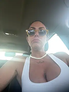 ainaht online show from March 24, 2:00 pm