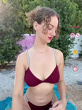 CurlyChloe online show from July 20, 4:59 am