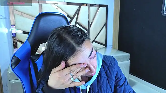 Maily a  online show from April 9, 2:58 am