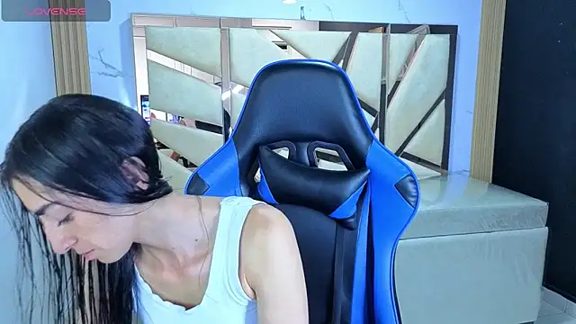 Maily a  online show from March 6, 3:01 am