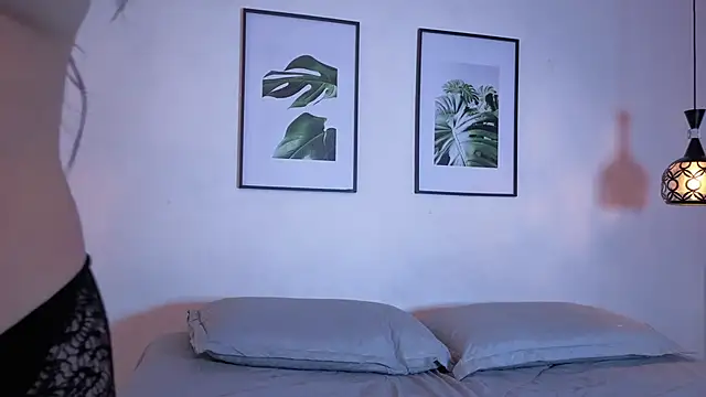 afrodita aares online show from March 24, 7:30 pm