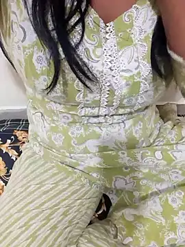 Kiara-Model online show from October 30, 11:55 am