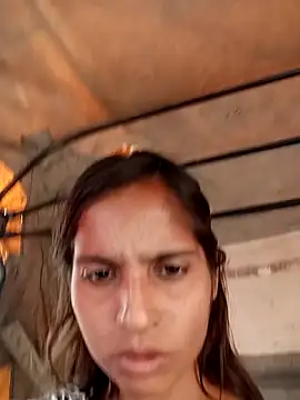 Kiara-Model online show from April 6, 11:22 am