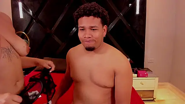 LucasandSasha online show from April 12, 7:38 pm