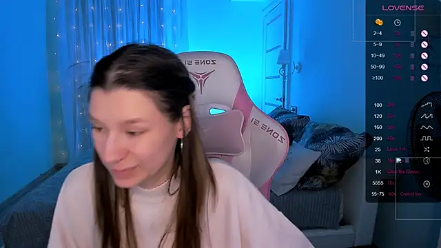 LinaBlossom  online show from March 3, 8:31 am