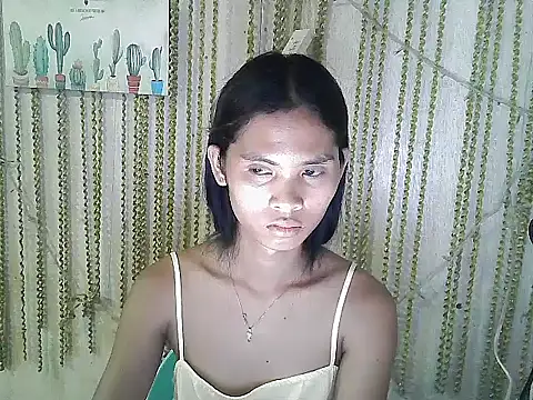 hugecock petite online show from March 13, 10:27 am