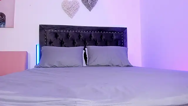 Kelseyfoxy  online show from March 27, 12:39 pm