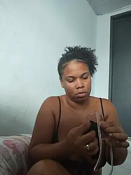 PrettahSantos online show from July 28, 3:54 pm