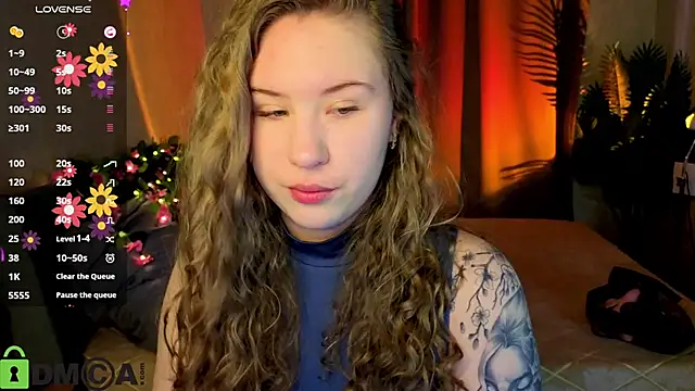 Elsie Cutties online show from March 19, 1:10 am