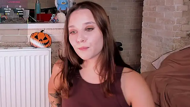 Elle wooods online show from November 10, 12:11 pm