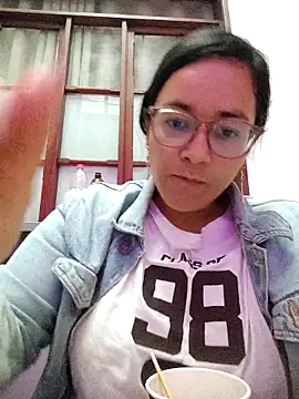 Michell Monet online show from April 5, 11:31 am