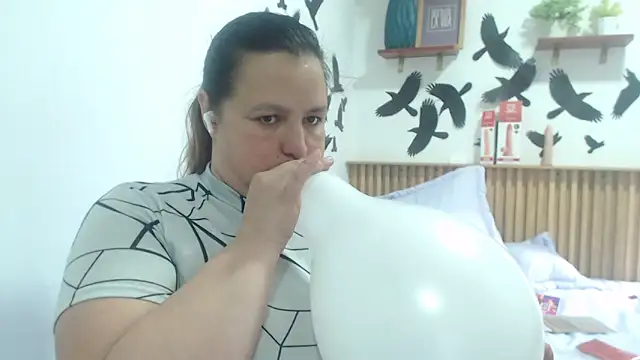 SweetRouse   online show from February 4, 2:20 pm