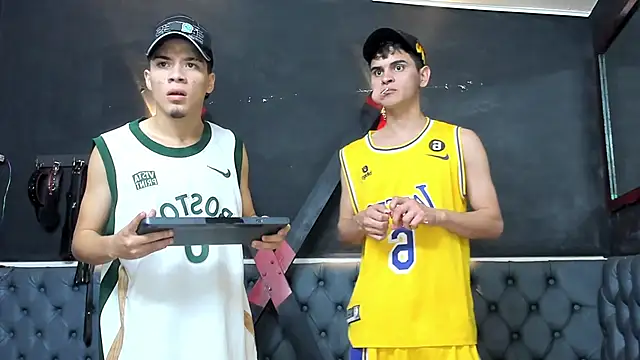 liam coleman25 online show from November 27, 4:59 am