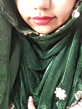 Miss Rose   online show from February 21, 7:09 am