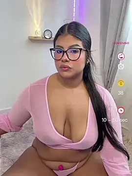 AnaBrowmn online show from July 31, 4:52 pm