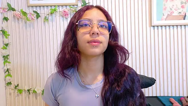 Abrilmirren online show from March 27, 11:11 am