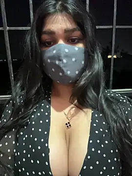 Lisa afreen online show from February 22, 1:01 pm