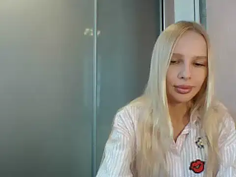 Melrissa online show from February 22, 11:00 am